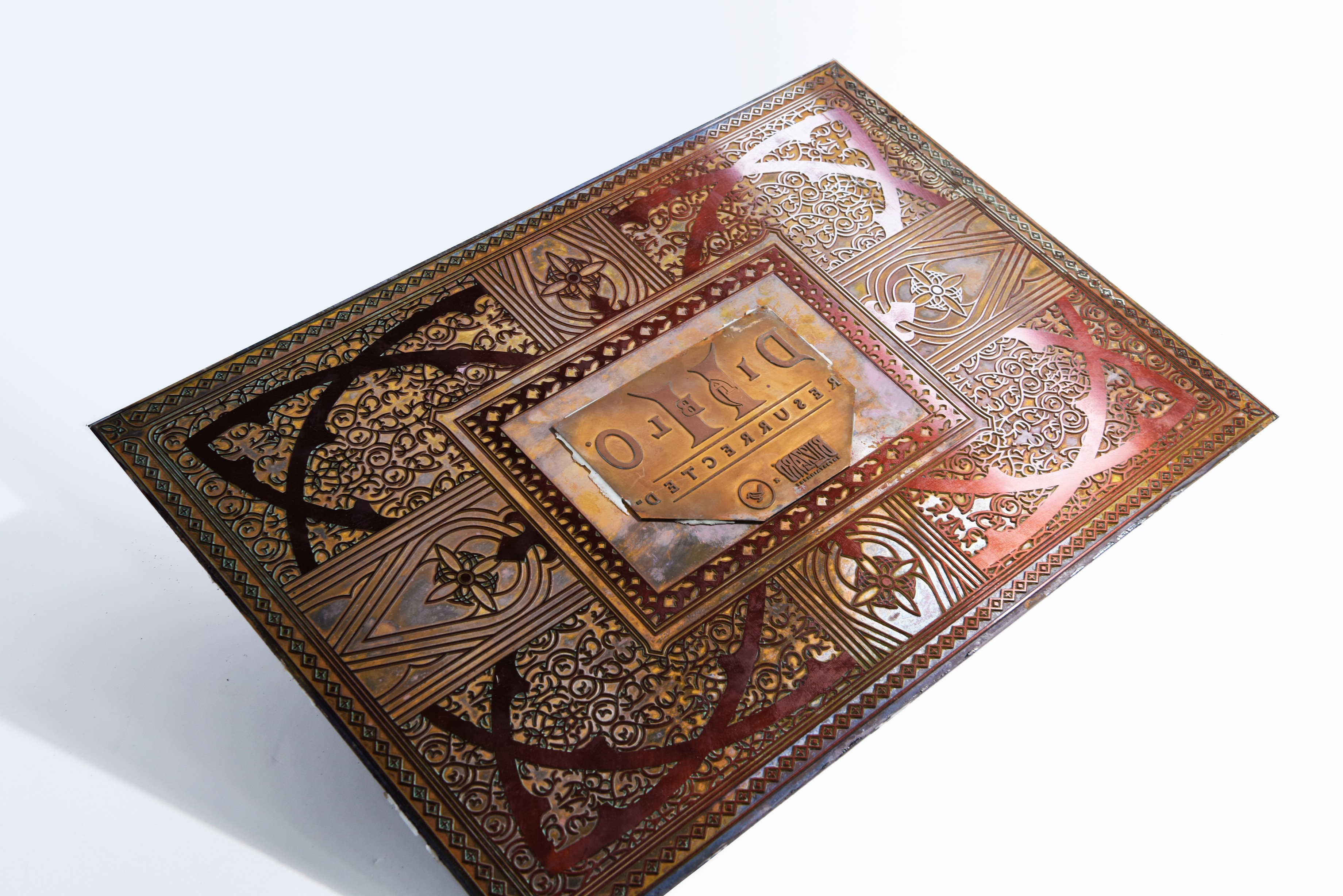 디아블로 한정판 맥주 패키지에 적용된 실제 동판