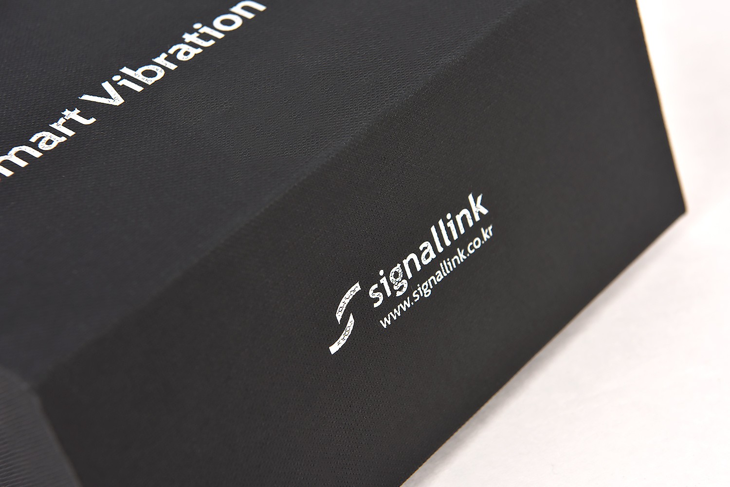 시그널링트 진동센서 기기 블랙 패키지 제작하여 2