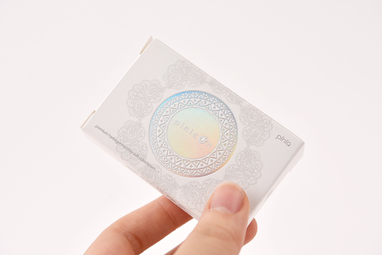 피니큐 컬러렌즈 홀로그램 패키지 제작하여 1