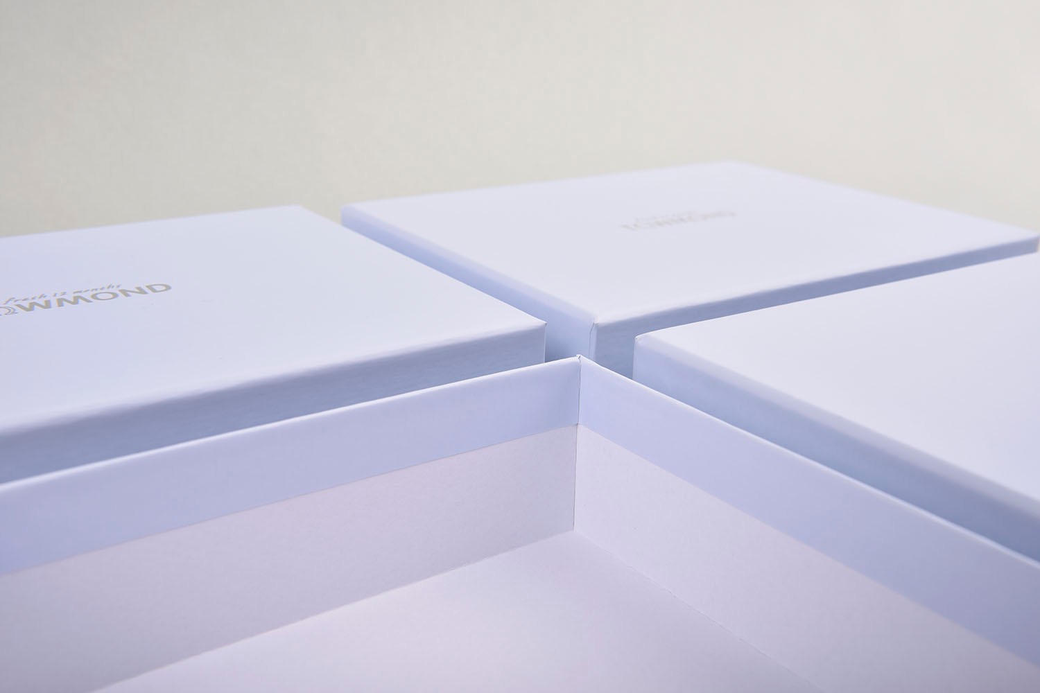 토우몽 화장품 3종 선물세트 패키지 제작하여 3