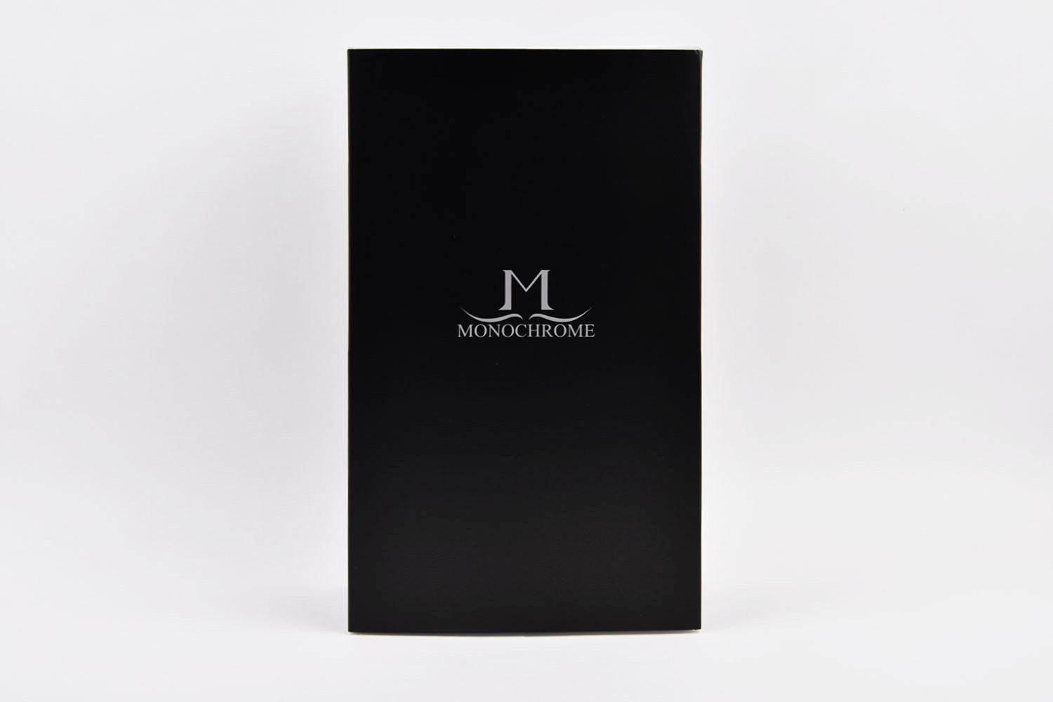 모노크롬 인형 패키지 제작하여 1