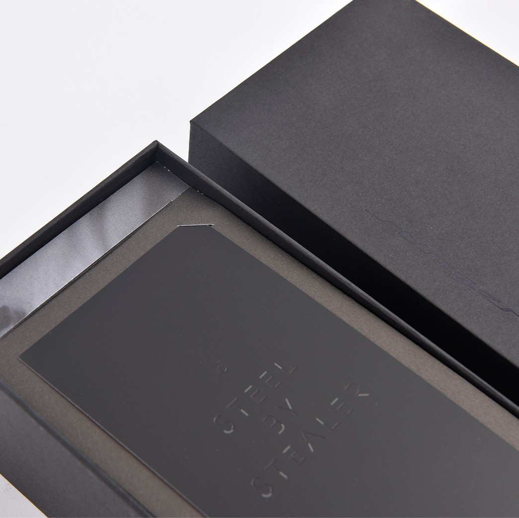 스틸러와 스팅어 선글라스 안경 패키지 제작하여 2