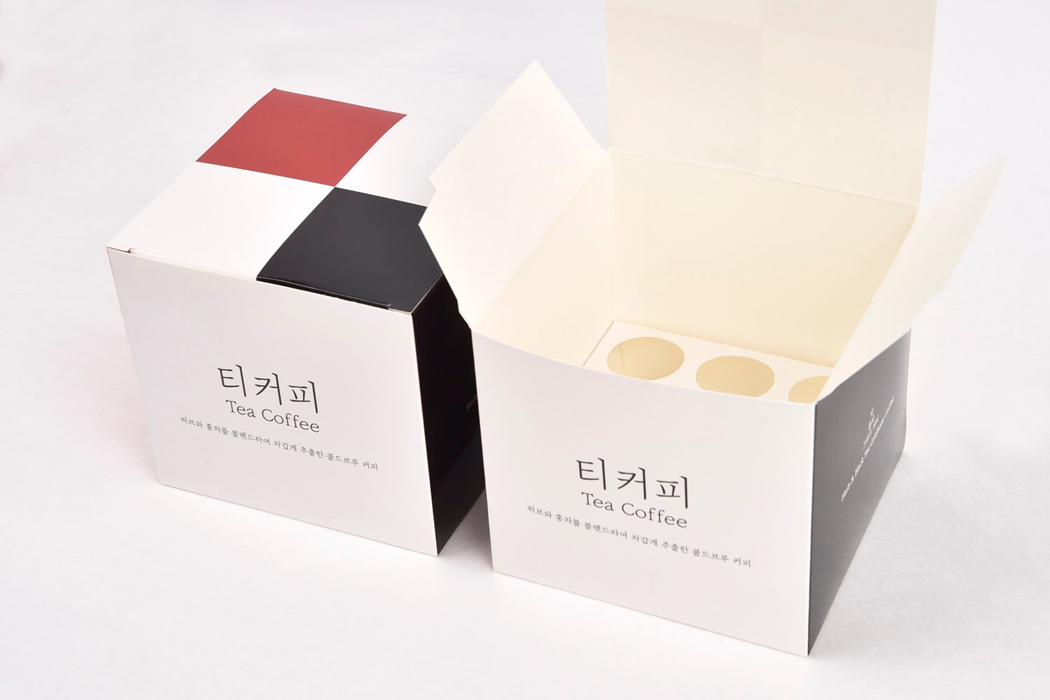 티커피 콜드브루 제품 식품 패키지 1번째