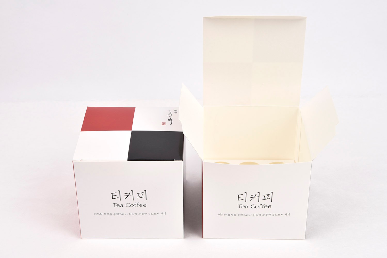 티커피 콜드브루 제품 식품 패키지 2번째