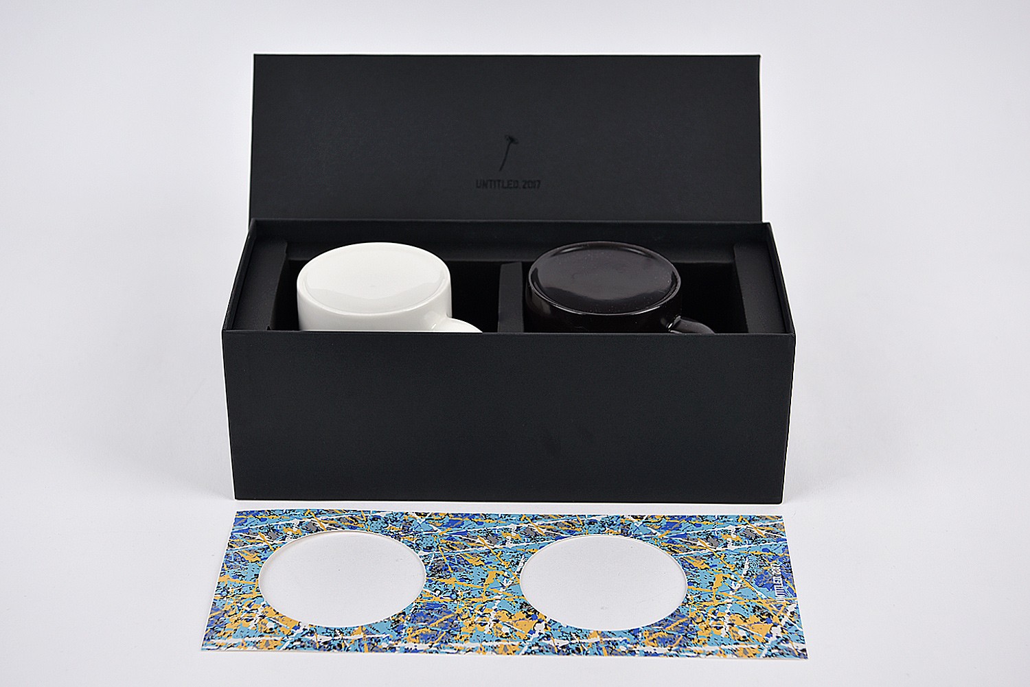 언타이틀드 지드래곤 머그컵 식기 주방용품 패키지 1번째