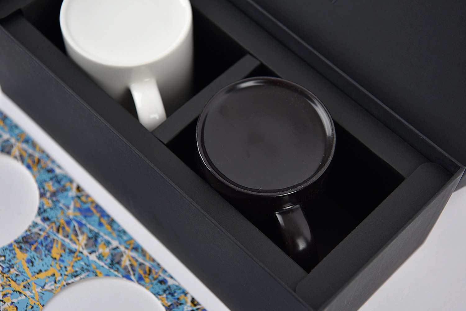 언타이틀드 지드래곤 머그컵 식기 패키지 제작하여 2