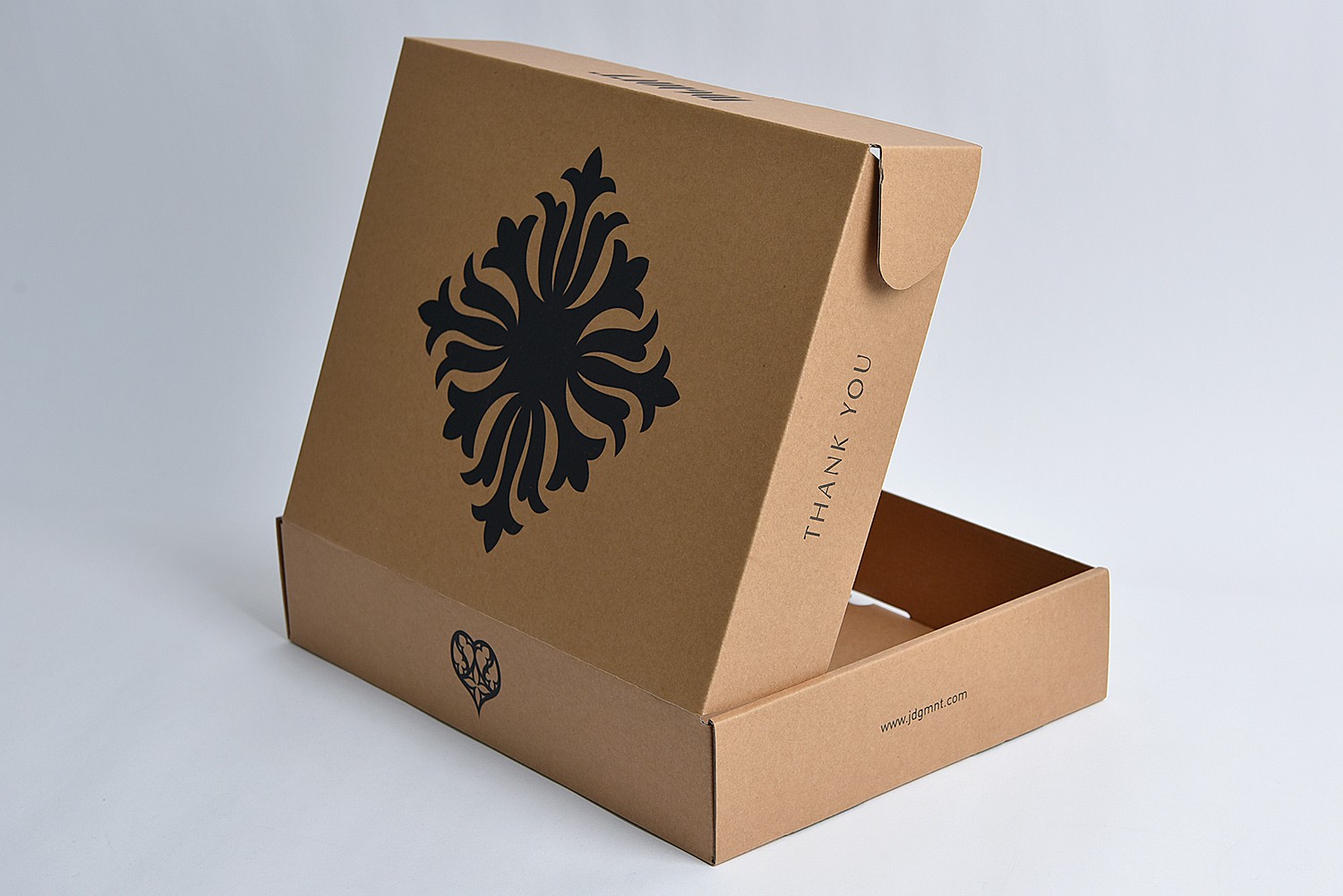 JDGMNT 의류 티셔츠 친환경 패키지 제작하여 3