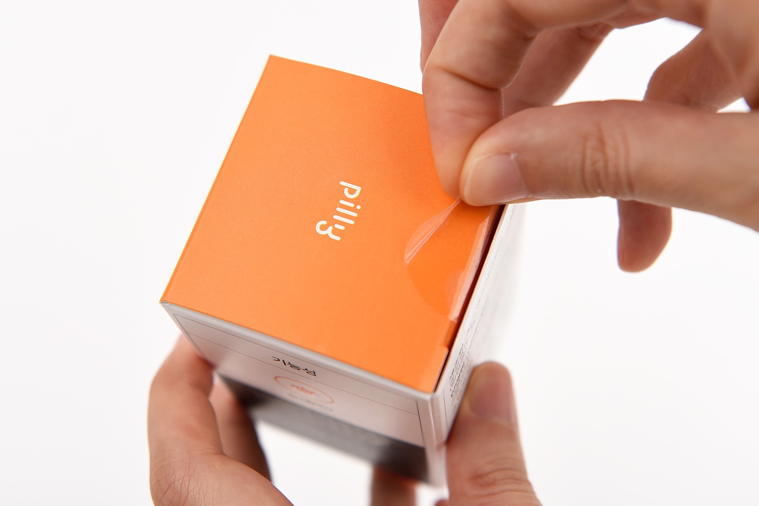 필리 건강기능식품 정기구독 배송 택배박스 3번째