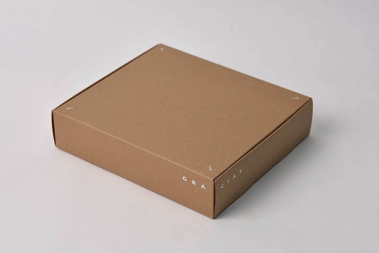 오프앳나우 악세서리 굿즈 패키지 제작하여 3