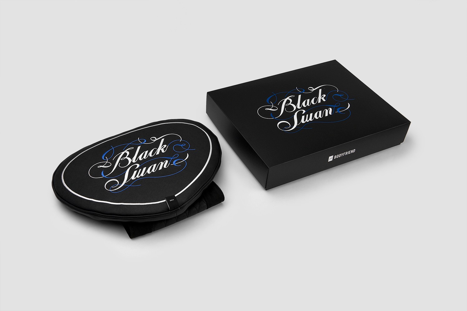 바디프렌드 BTS 블랙스완 안마의자쿠션 패키지 제작하여 1