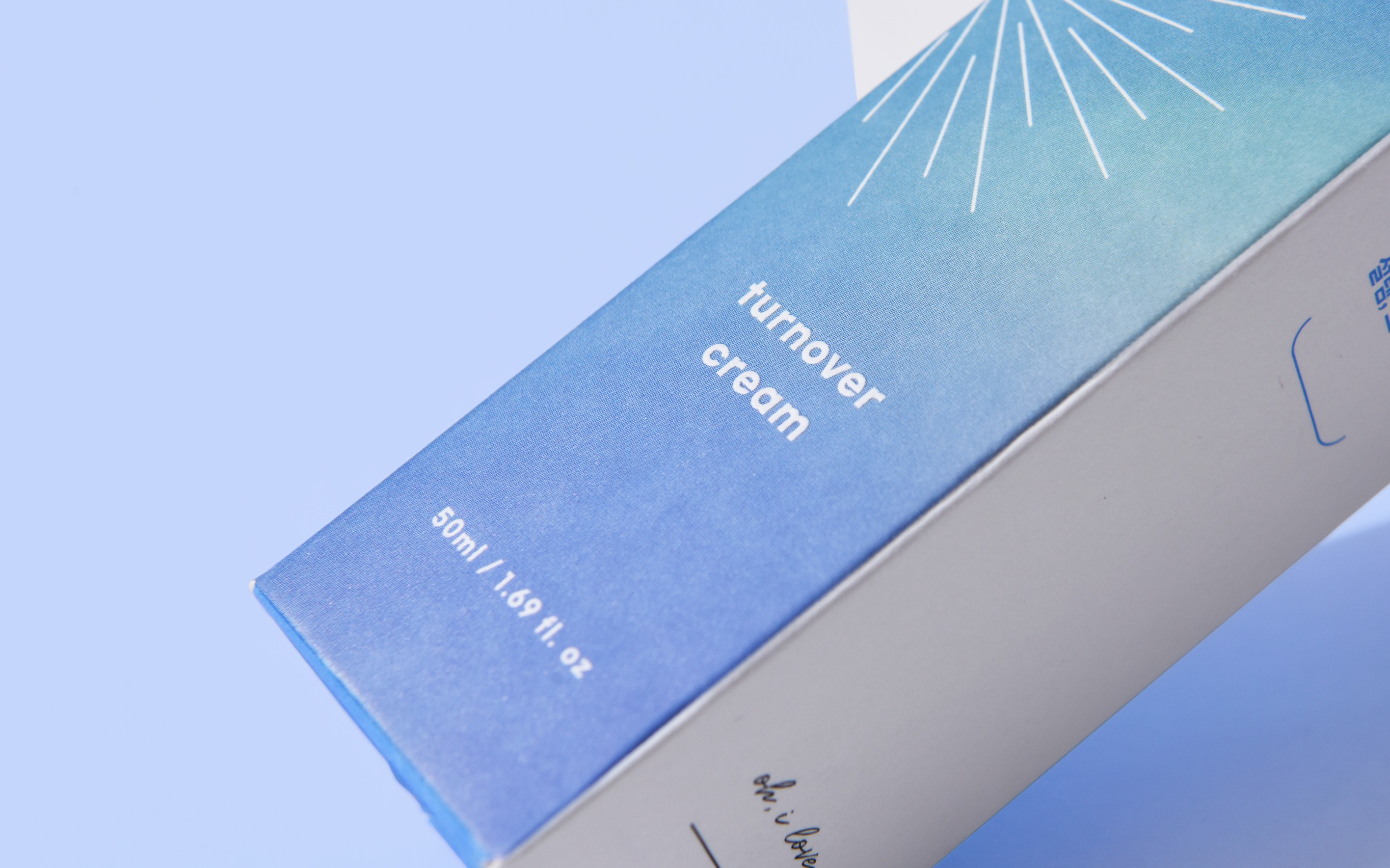 오아이브 턴오버크림 화장품 화장품 패키지 2번째