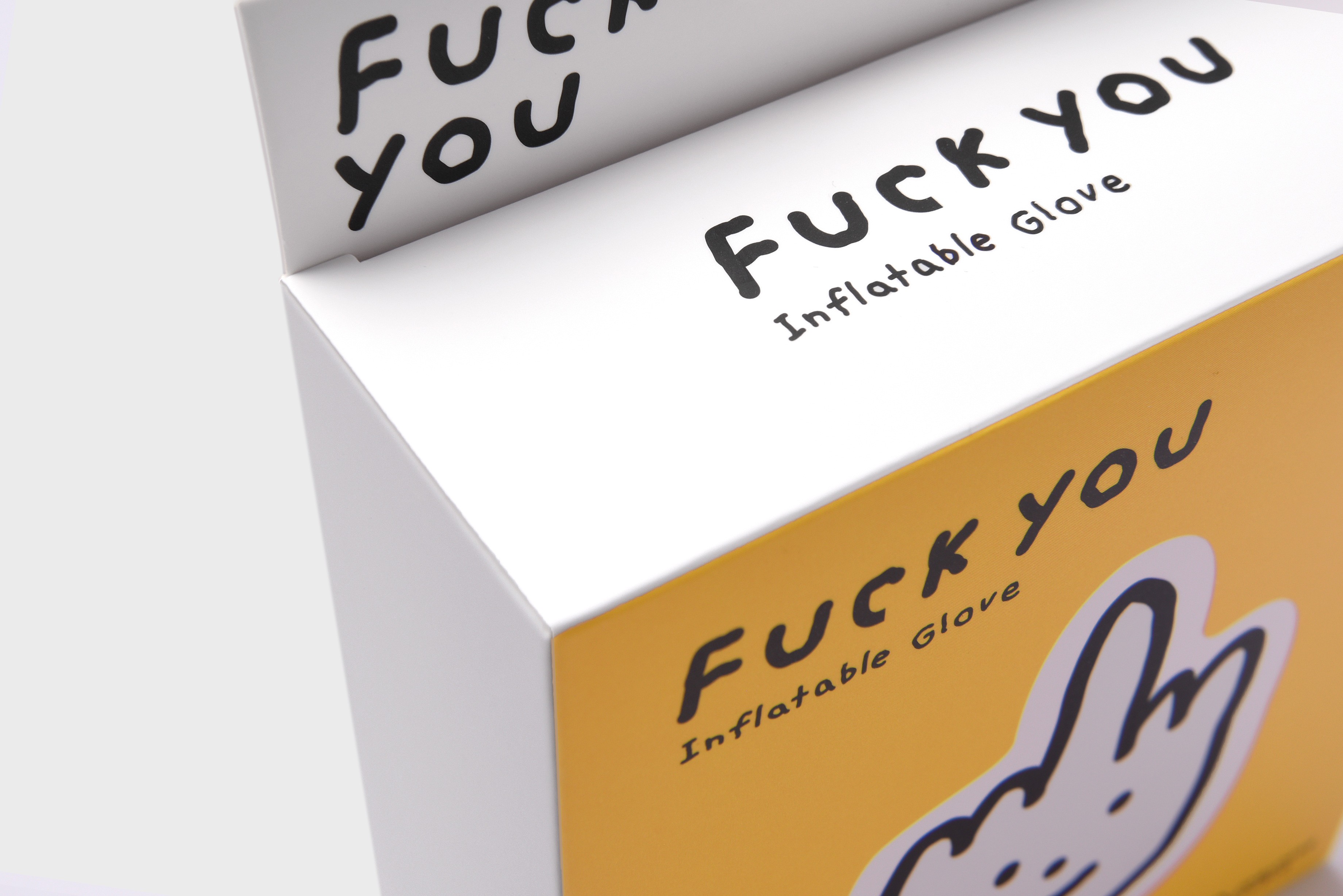 조구만스튜디오 빠큐 풍선장갑 패키지 제작하여 3