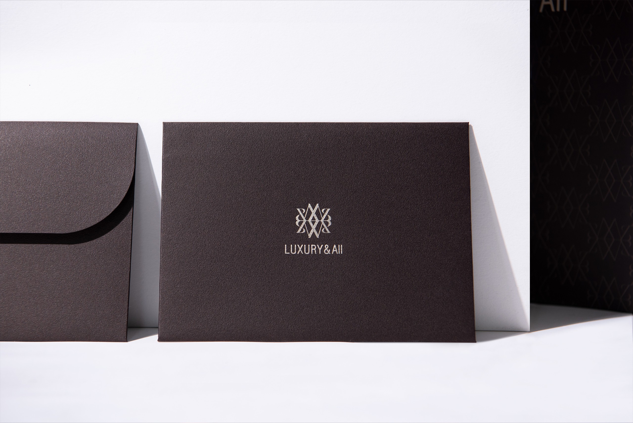 럭셔리앤올 명품 M 3번째