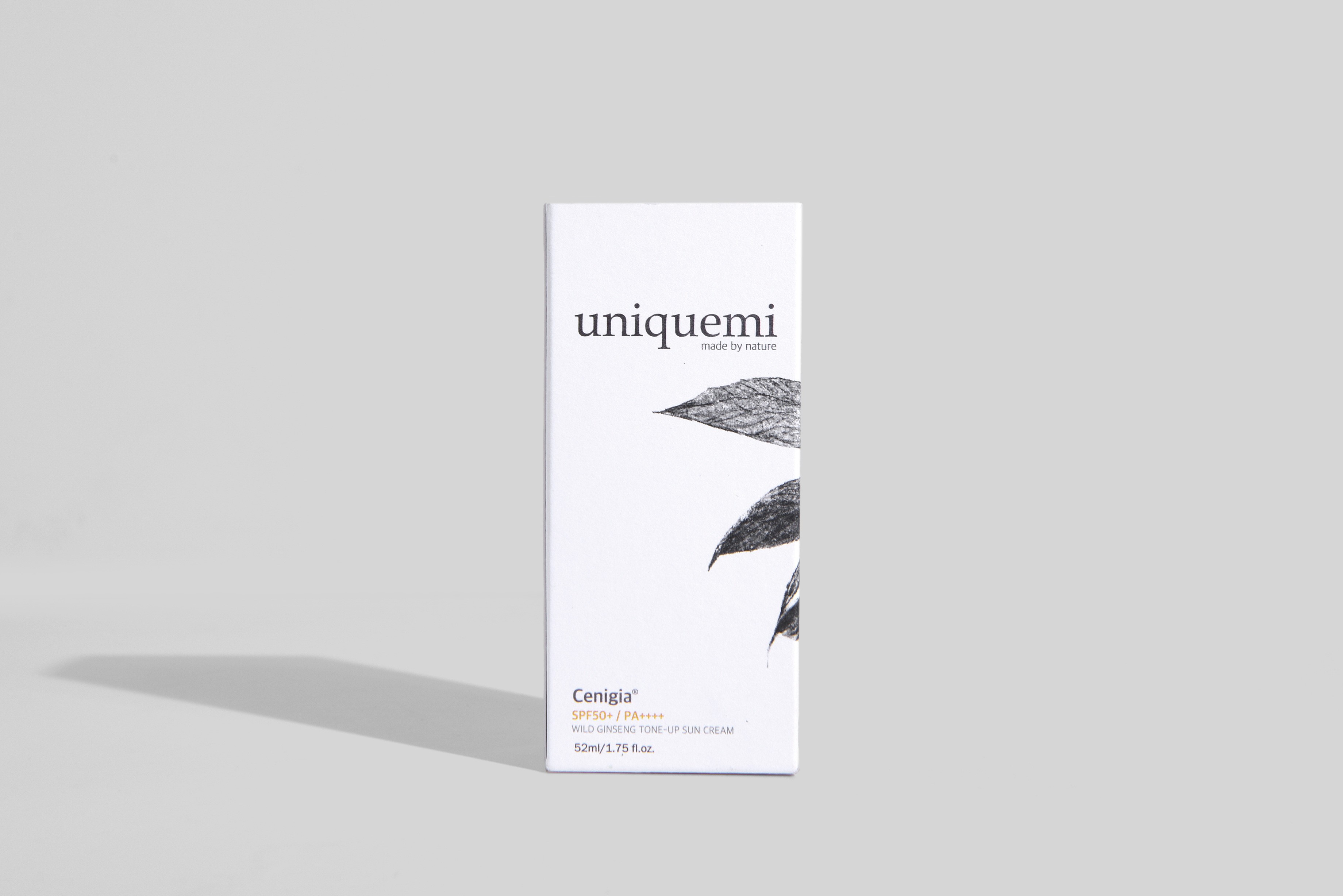 유니크미 클렌징오일, 앰플, 선크림 화장품 선크림 1번째