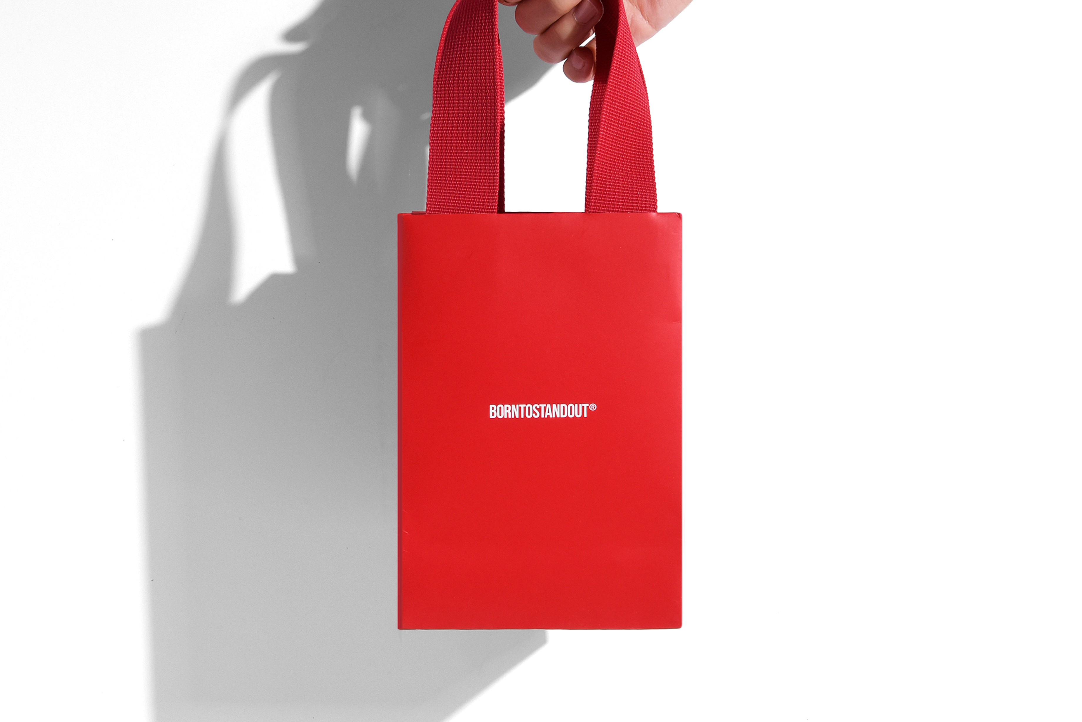 본투스탠드아웃 소 대 S 1번째