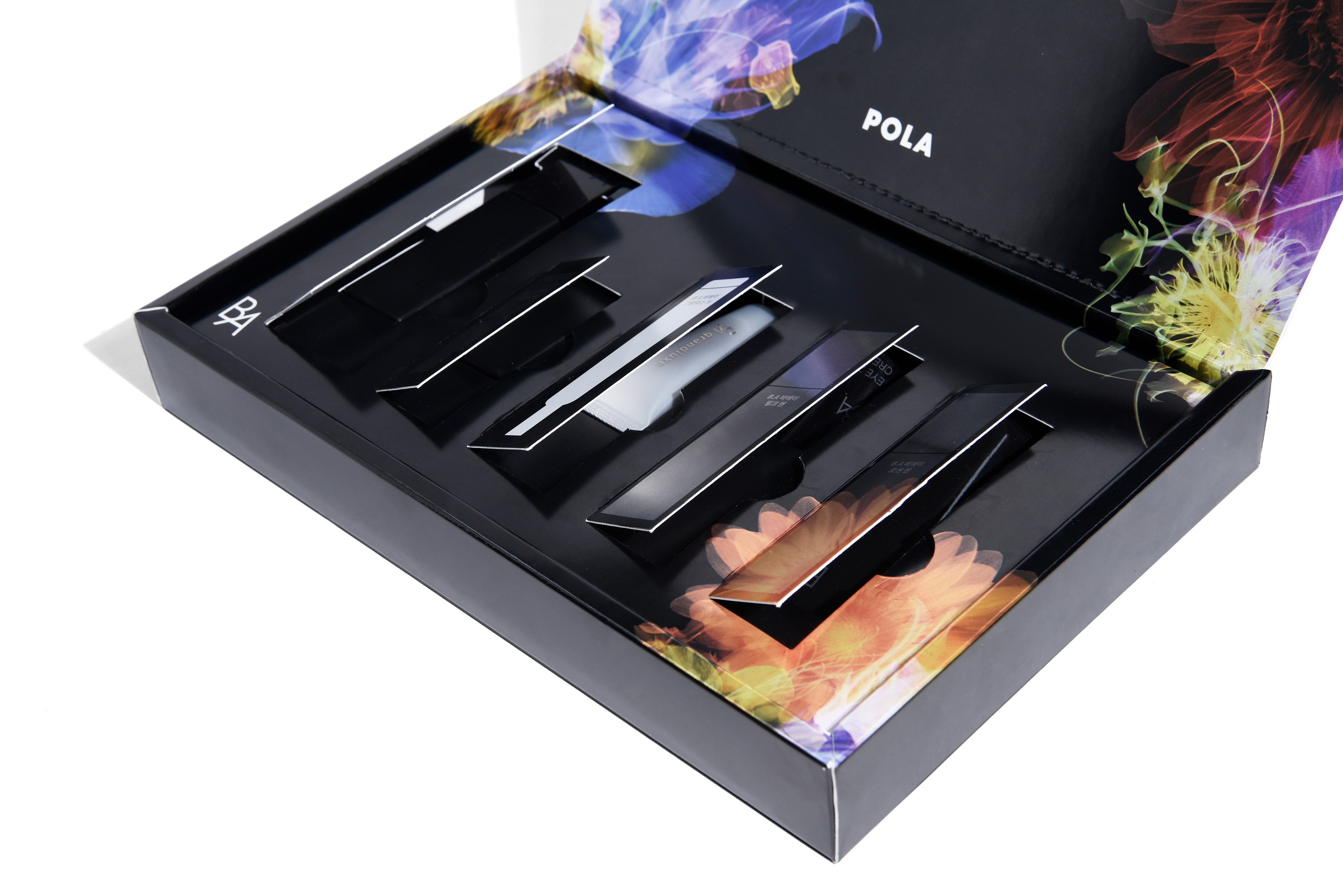 POLA 폴라 시크릿박스 화장품 화장품 패키지 2번째