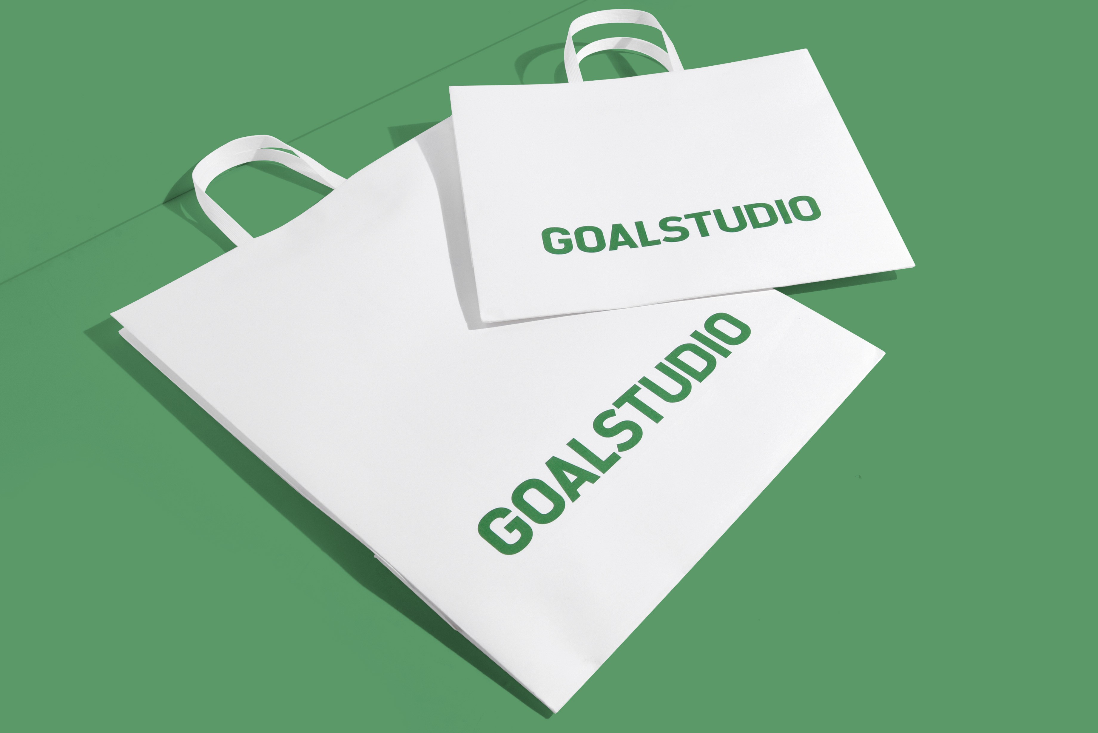 골스튜디오 스포츠의류브랜드 쇼핑백 패키지 제작하여 2