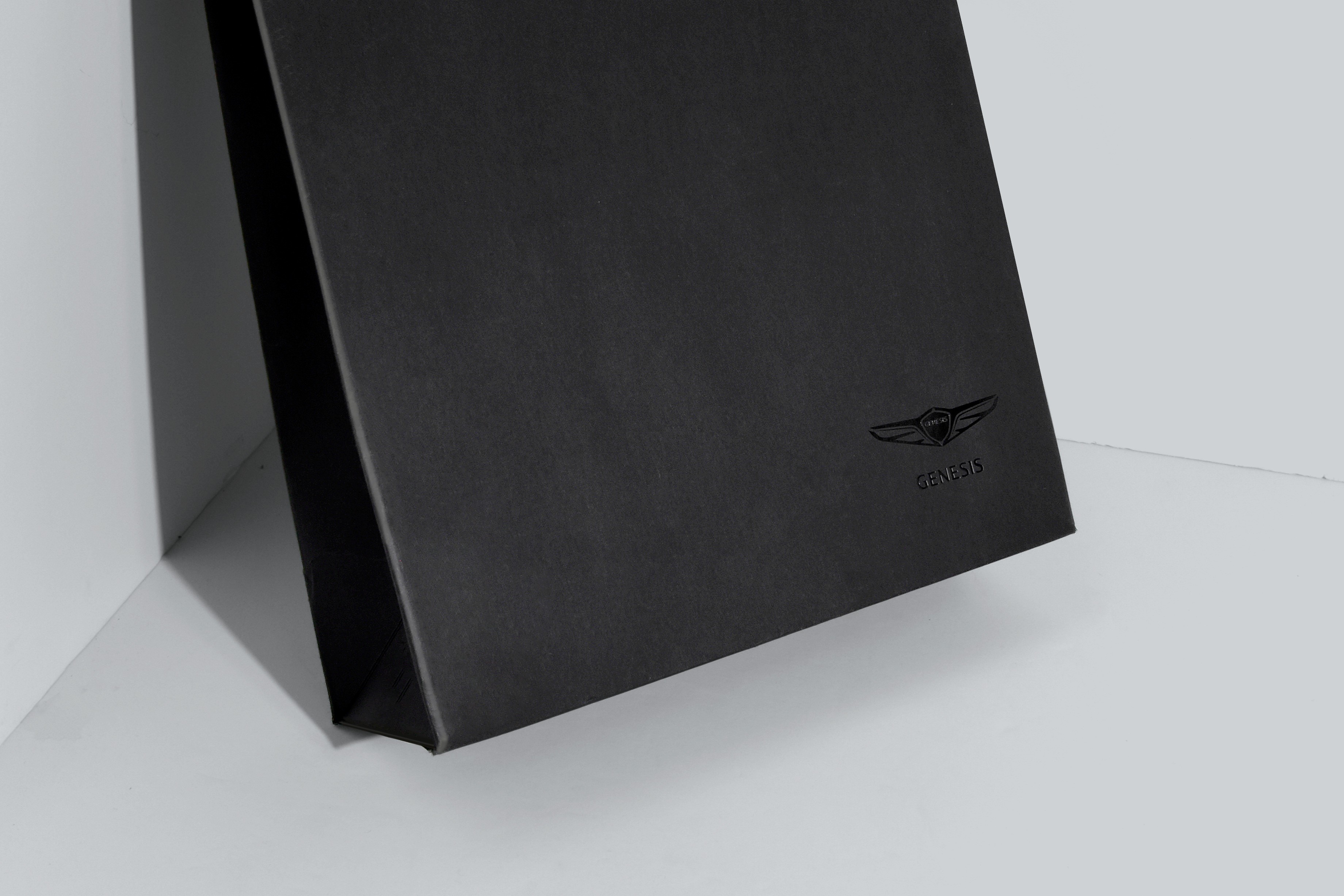 제네시스 자동차브랜드 쇼핑백 패키지 제작하여 3