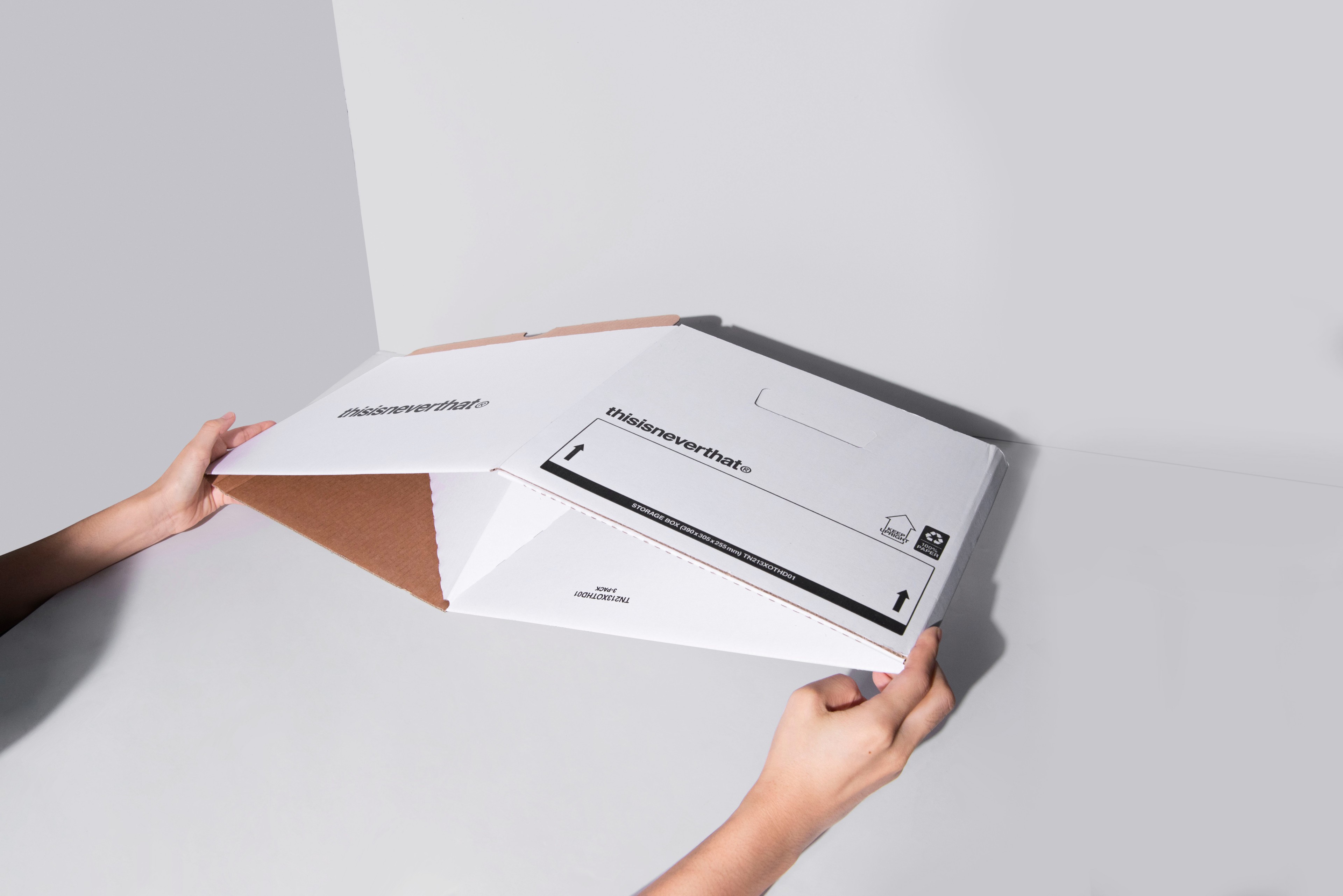 디스이즈네버댓 의류 패션 패키지 제작하여 2