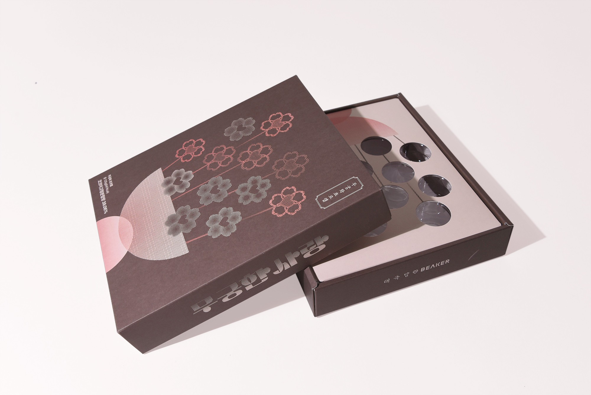 발렌타인데이 태극당 X BEAKER 무궁화 초콜릿 세트 12 set 식품 4번째