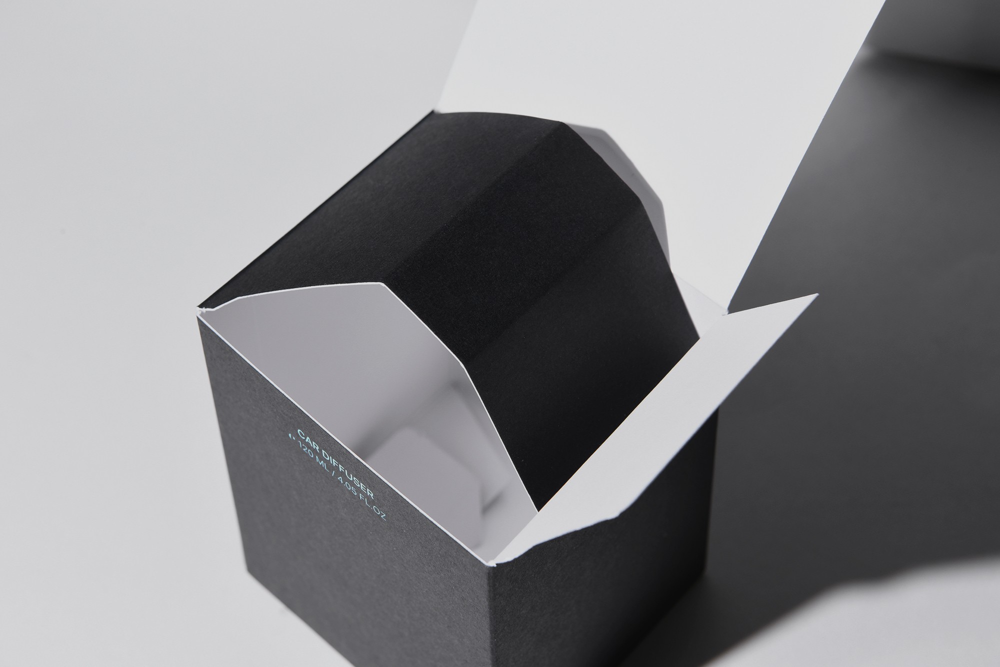 몬딕 차량용디퓨저 방향제 공기청정용품 패키지 4번째